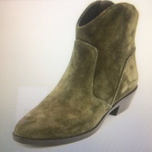 Via spiga bootie army green 6.5  newer condition